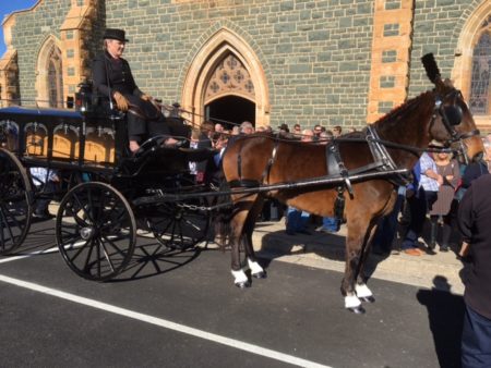 Goulburn farewells renowned horseman Reg Willoughby