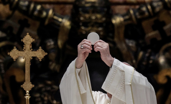 COMMENTARY: Unpacking the controversy about eucharistic consistency
