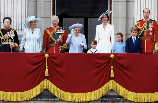 Pope Francis congratulates Queen Elizabeth II on her platinum jubilee