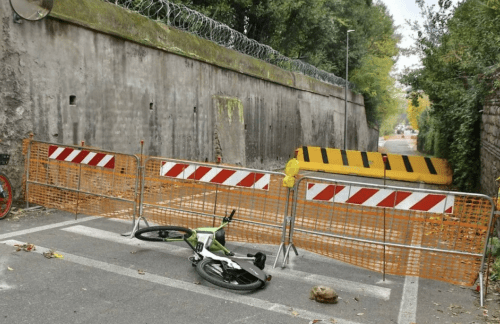 Russia blocks roads to the Vatican, both literally and diplomatically